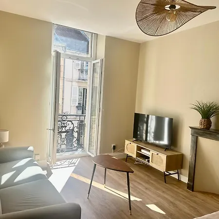 Apartmán Rousseau Central, Climatise, Entierement Renove
